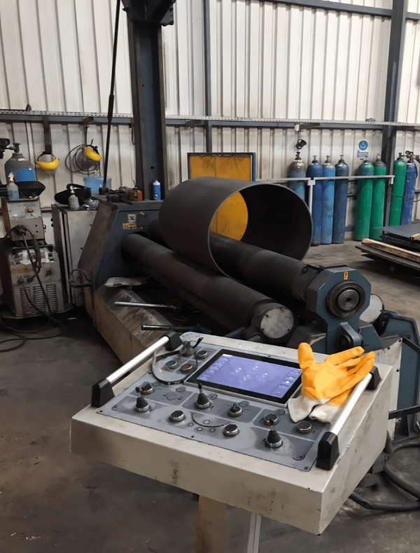Steel Plate Bending/Rolling Machine Used for Pressure Vessel and Fire Cylinder Production