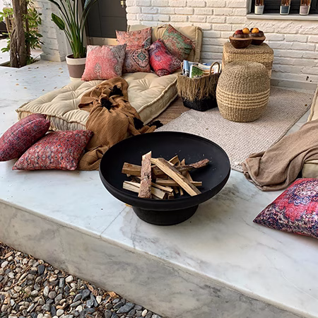 Handmade designer fire pit for outdoor patios, hotels and luxury cafes – Fumolio Loa